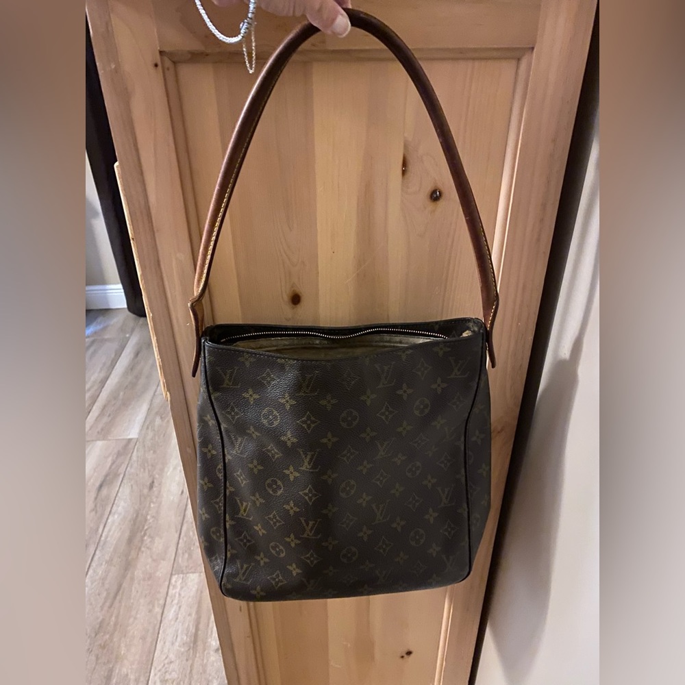 COPY - Authentic Louis Vuitton Looping Purse